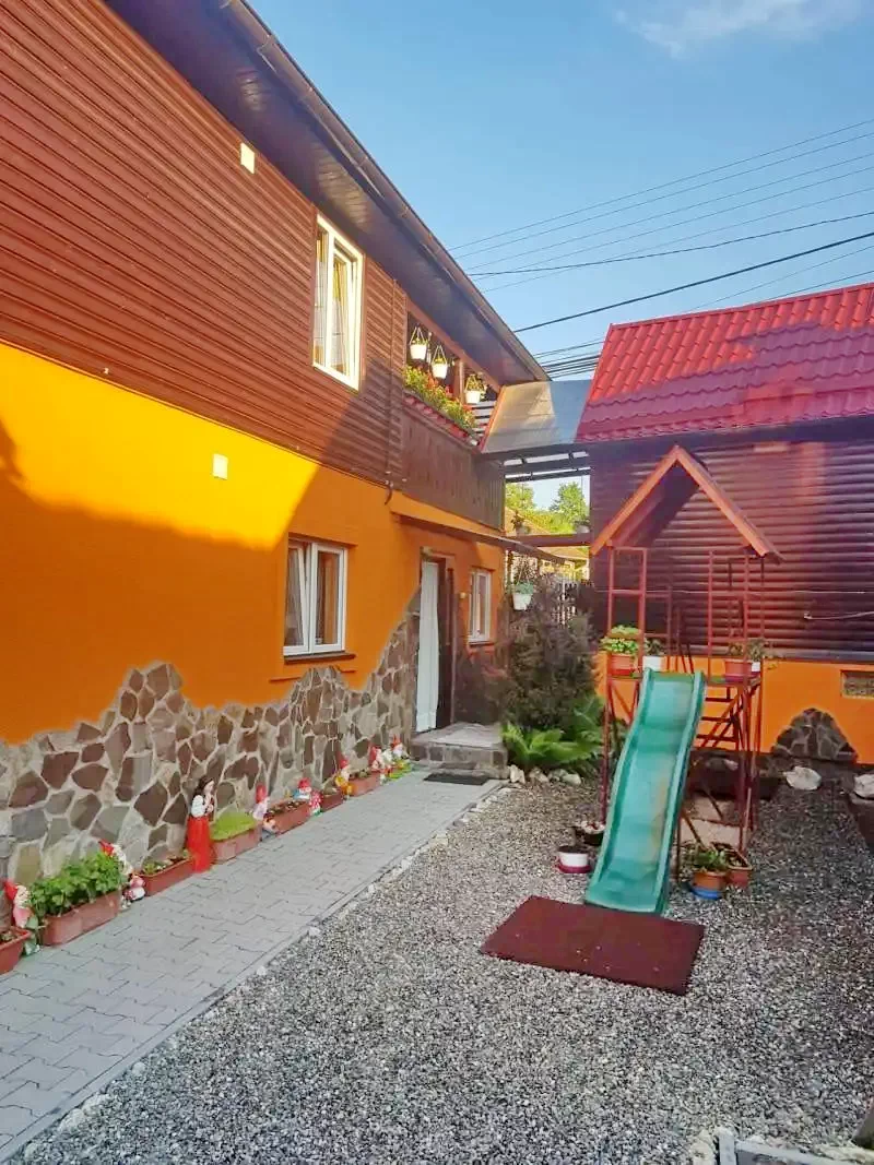 Praid Cazare | Motel (K1363-39) Imaginea poate fi supusă drepturilor de autor. Se recomandă contactarea titularului drepturilor.