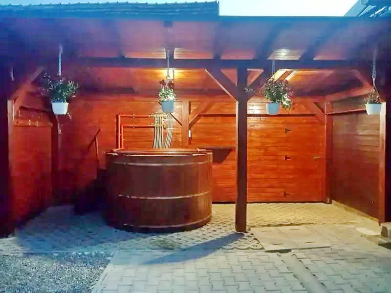 Praid Cazare | Motel (K1363-43) Imaginea poate fi supusă drepturilor de autor. Se recomandă contactarea titularului drepturilor.