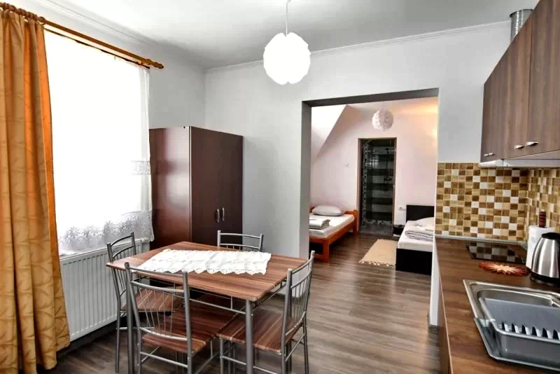 Praid Cazare | Hotel**** (K1416-2) Imaginea poate fi supusă drepturilor de autor. Se recomandă contactarea titularului drepturilor.