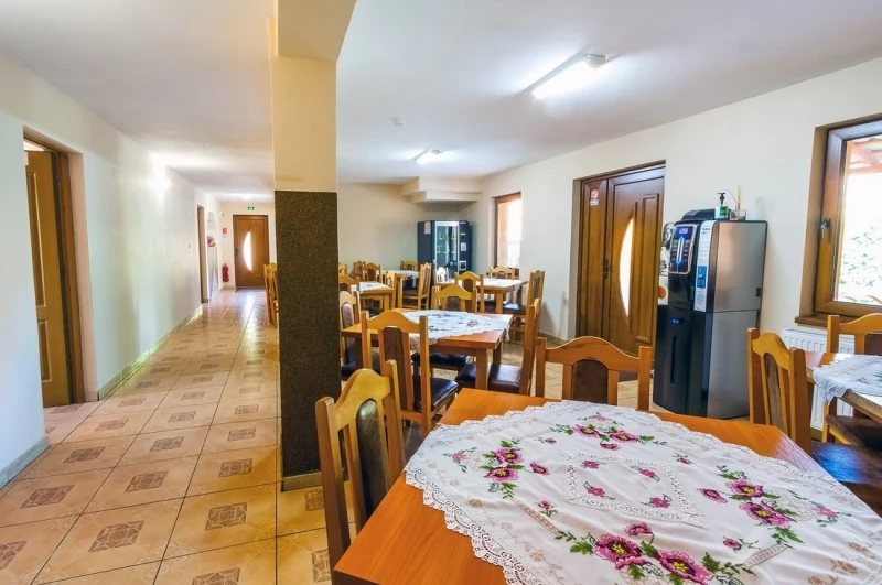 Praid Cazare | Motel (K1453-4) Imaginea poate fi supusă drepturilor de autor. Se recomandă contactarea titularului drepturilor.