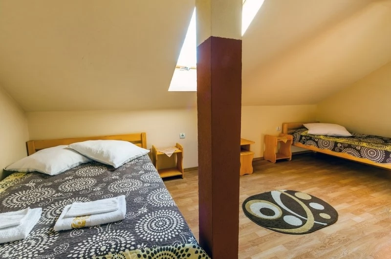 Praid Cazare | Motel (K1453-29) Imaginea poate fi supusă drepturilor de autor. Se recomandă contactarea titularului drepturilor.