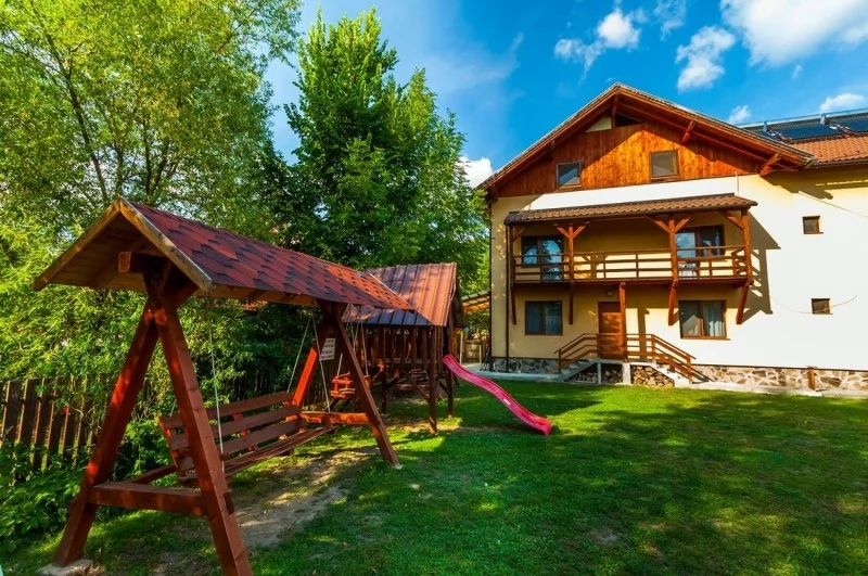 Praid Cazare | Motel (K1453-34) Imaginea poate fi supusă drepturilor de autor. Se recomandă contactarea titularului drepturilor.