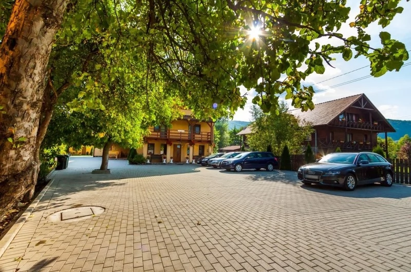 Praid Cazare | Motel (K1453-43) Imaginea poate fi supusă drepturilor de autor. Se recomandă contactarea titularului drepturilor.