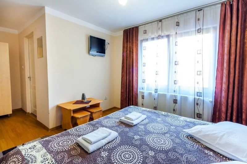 Praid Cazare | Motel (K1453-52) Imaginea poate fi supusă drepturilor de autor. Se recomandă contactarea titularului drepturilor.
