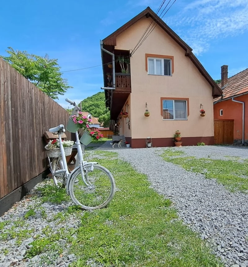 Praid Cazare | Motel (K1461-11) Imaginea poate fi supusă drepturilor de autor. Se recomandă contactarea titularului drepturilor.