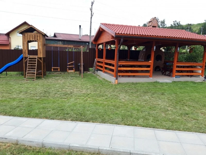 Praid Cazare | Hotel**** (K1512-38) Imaginea poate fi supusă drepturilor de autor. Se recomandă contactarea titularului drepturilor.