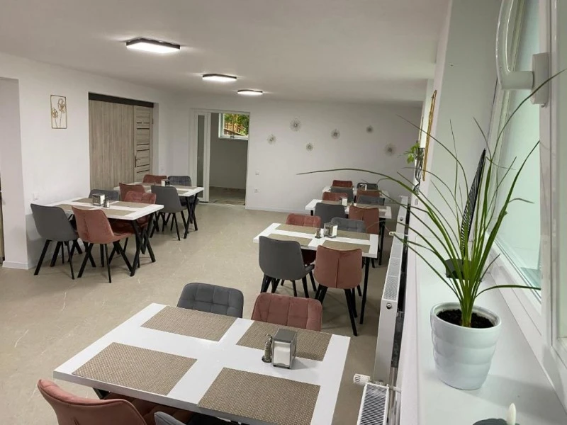 Praid Cazare | Motel (K1577-6) Imaginea poate fi supusă drepturilor de autor. Se recomandă contactarea titularului drepturilor.