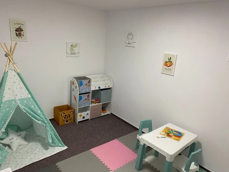 Praid Cazare | Motel (K1577-12) Imaginea poate fi supusă drepturilor de autor. Se recomandă contactarea titularului drepturilor.