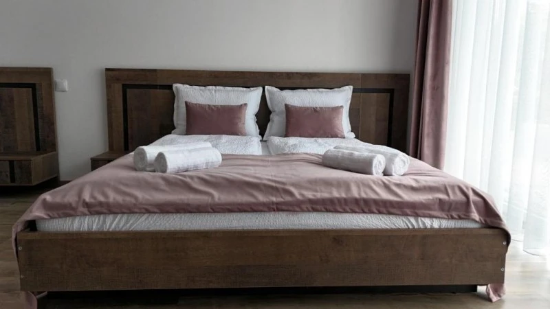 Praid Cazare | Motel (K1577-36) Imaginea poate fi supusă drepturilor de autor. Se recomandă contactarea titularului drepturilor.