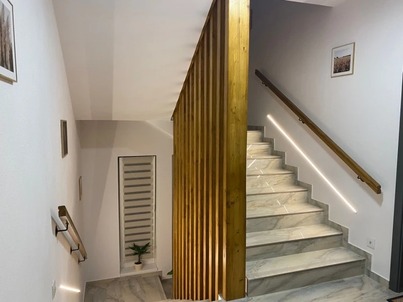 Parajd Szállás | Motel (K1577-56) A kép szerzői jogvédelem alatt állhat. Javasolt a kapcsolatfelvétel a jog tulajdonossal.