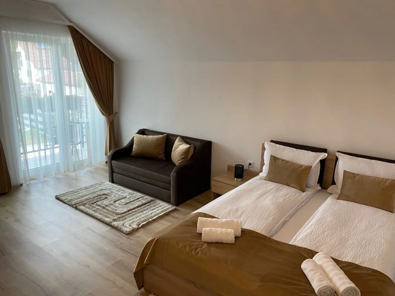 Parajd Szállás | Motel (K1577-82) A kép szerzői jogvédelem alatt állhat. Javasolt a kapcsolatfelvétel a jog tulajdonossal.