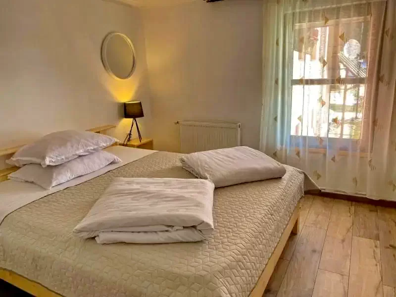 Padis Cazare | Motel (K0075-12) Imaginea poate fi supusă drepturilor de autor. Se recomandă contactarea titularului drepturilor.