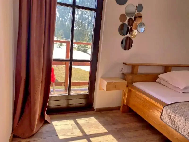 Padis Cazare | Motel (K0075-20) Imaginea poate fi supusă drepturilor de autor. Se recomandă contactarea titularului drepturilor.