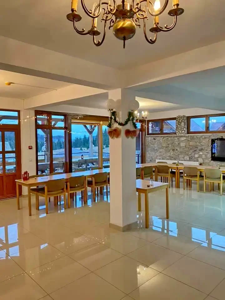 Padis Cazare | Motel (K0075-31) Imaginea poate fi supusă drepturilor de autor. Se recomandă contactarea titularului drepturilor.