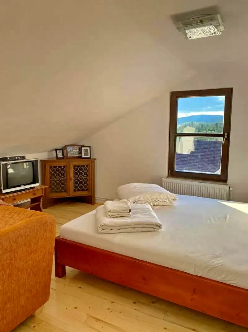 Padis Cazare | Motel (K0075-63) Imaginea poate fi supusă drepturilor de autor. Se recomandă contactarea titularului drepturilor.