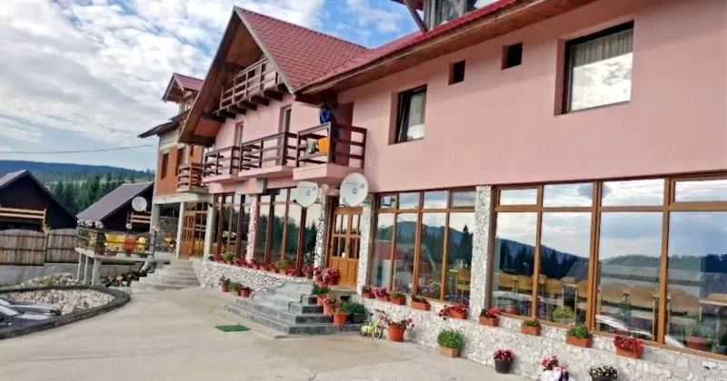 Padis Cazare | Motel (K0075-67) Imaginea poate fi supusă drepturilor de autor. Se recomandă contactarea titularului drepturilor.