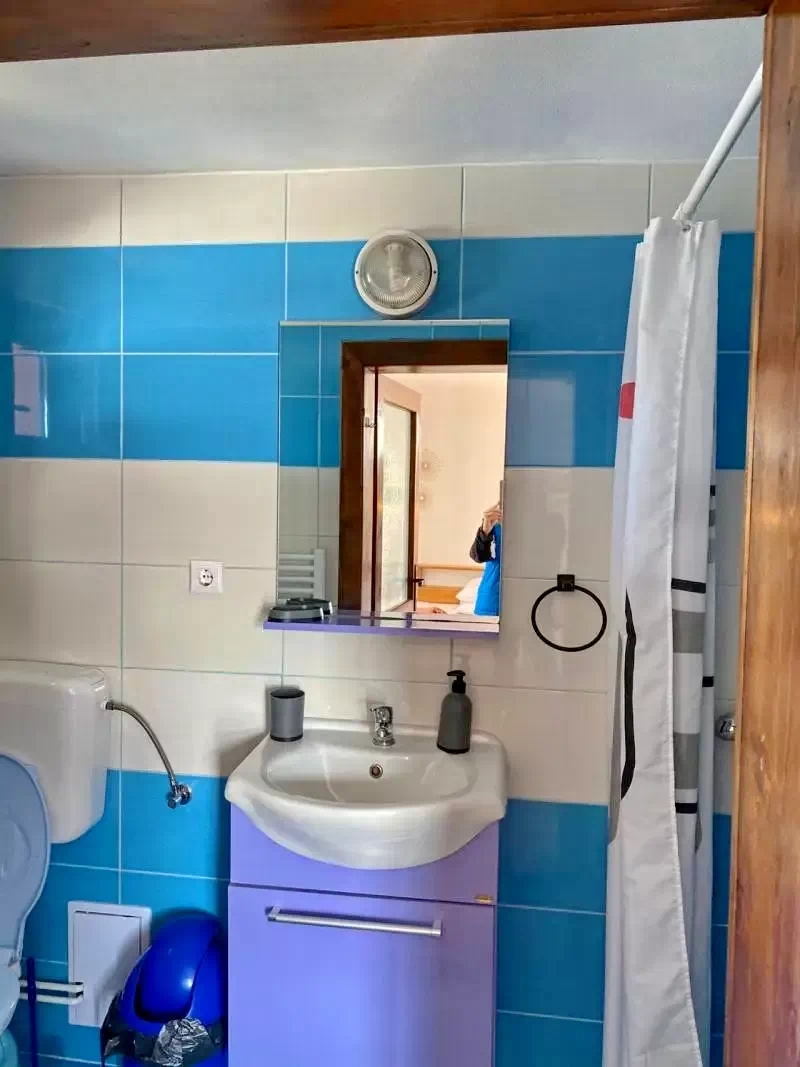 Padis Cazare | Motel (K0075-93) Imaginea poate fi supusă drepturilor de autor. Se recomandă contactarea titularului drepturilor.