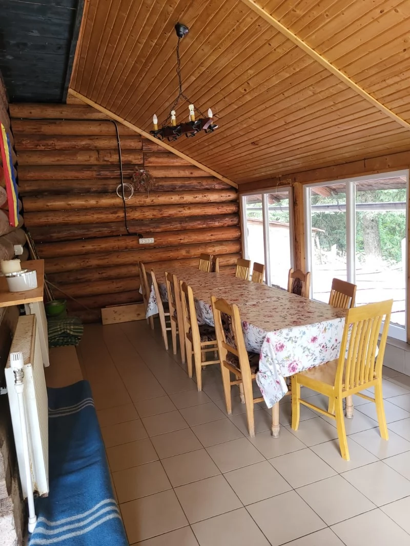 Padis Cazare | Sat de vacanță (K0306-5) Imaginea poate fi supusă drepturilor de autor. Se recomandă contactarea titularului drepturilor.