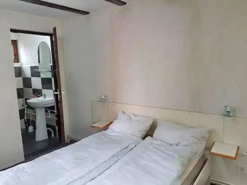 Padis Cazare | Motel (K0360-8) Imaginea poate fi supusă drepturilor de autor. Se recomandă contactarea titularului drepturilor.