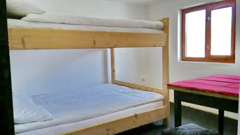 Padis Cazare | Pensiune (K0361-15) Imaginea poate fi supusă drepturilor de autor. Se recomandă contactarea titularului drepturilor.