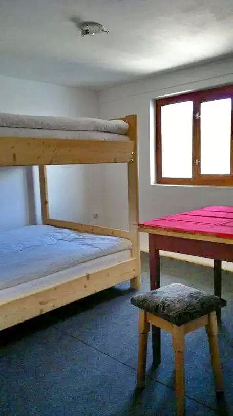 Padis Cazare | Motel (K0361-23) Imaginea poate fi supusă drepturilor de autor. Se recomandă contactarea titularului drepturilor.