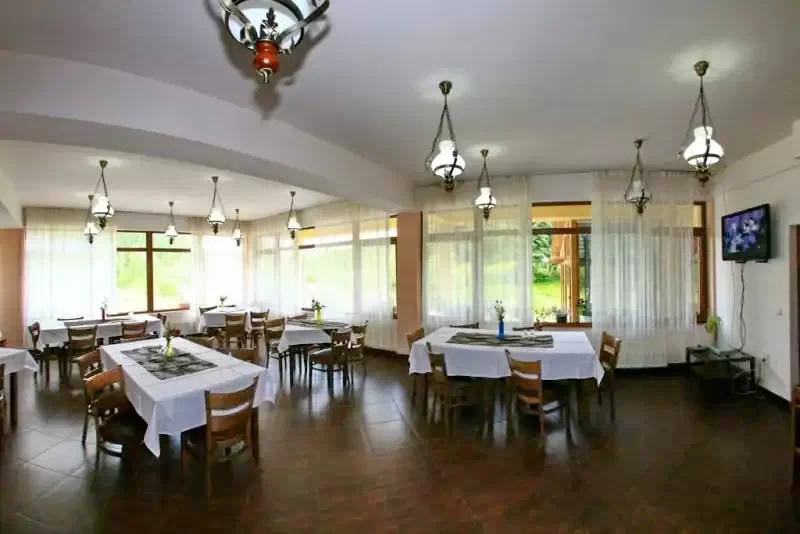 Padis Cazare | Motel (K0362-3) Imaginea poate fi supusă drepturilor de autor. Se recomandă contactarea titularului drepturilor.