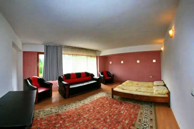 Padis Cazare | Motel (K0362-8) Imaginea poate fi supusă drepturilor de autor. Se recomandă contactarea titularului drepturilor.