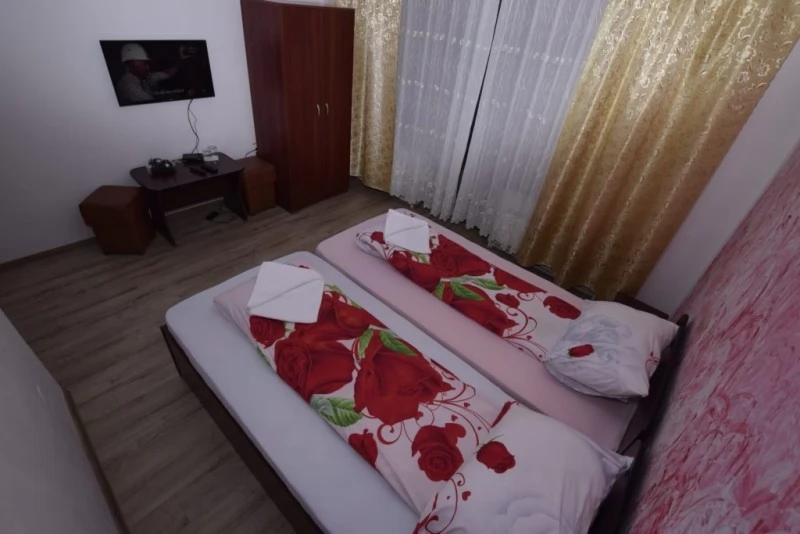 Padis Cazare | Motel (K0362-15) Imaginea poate fi supusă drepturilor de autor. Se recomandă contactarea titularului drepturilor.