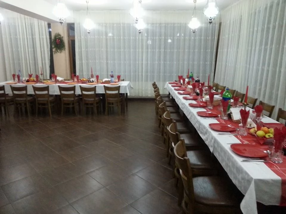 Padis Cazare | Motel (K0362-33) Imaginea poate fi supusă drepturilor de autor. Se recomandă contactarea titularului drepturilor.