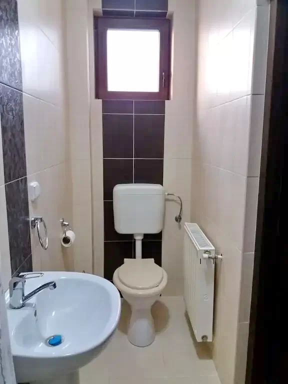 Pádis Szállás | Panzió (K0800-9) A kép szerzői jogvédelem alatt állhat. Javasolt a kapcsolatfelvétel a jog tulajdonossal. Pádis Szállás | Panzió (K0800-9) A kép szerzői jogvédelem alatt állhat. Javasolt a kapcsolatfelvétel a jog tulajdonossal.