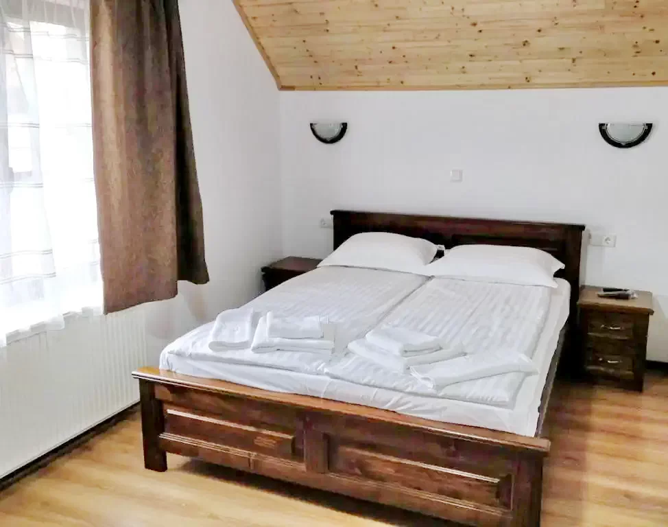 Pádis Szállás | Panzió (K0800-37) A kép szerzői jogvédelem alatt állhat. Javasolt a kapcsolatfelvétel a jog tulajdonossal. Pádis Szállás | Panzió (K0800-37) A kép szerzői jogvédelem alatt állhat. Javasolt a kapcsolatfelvétel a jog tulajdonossal.