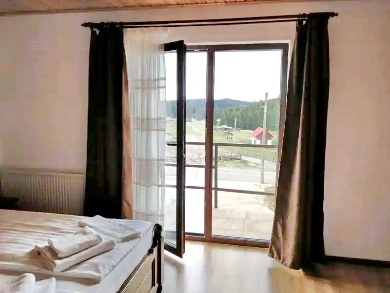 Padis Cazare | Motel (K0800-38) Imaginea poate fi supusă drepturilor de autor. Se recomandă contactarea titularului drepturilor.