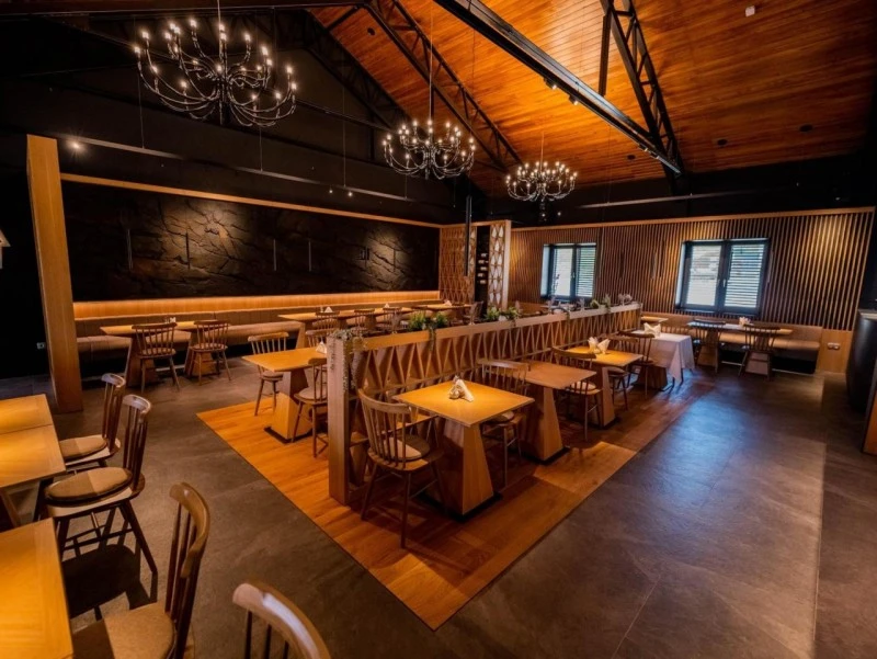 Padis Cazare | Pensiune turistică (K1554-38) Imaginea poate fi supusă drepturilor de autor. Se recomandă contactarea titularului drepturilor.