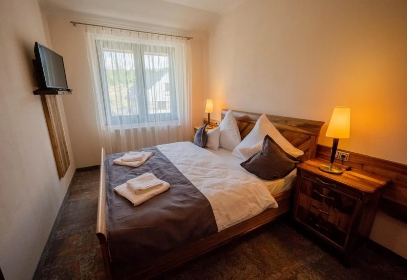 Pádis Szállás | Hotel*** (K1554-49) A kép szerzői jogvédelem alatt állhat. Javasolt a kapcsolatfelvétel a jog tulajdonossal.