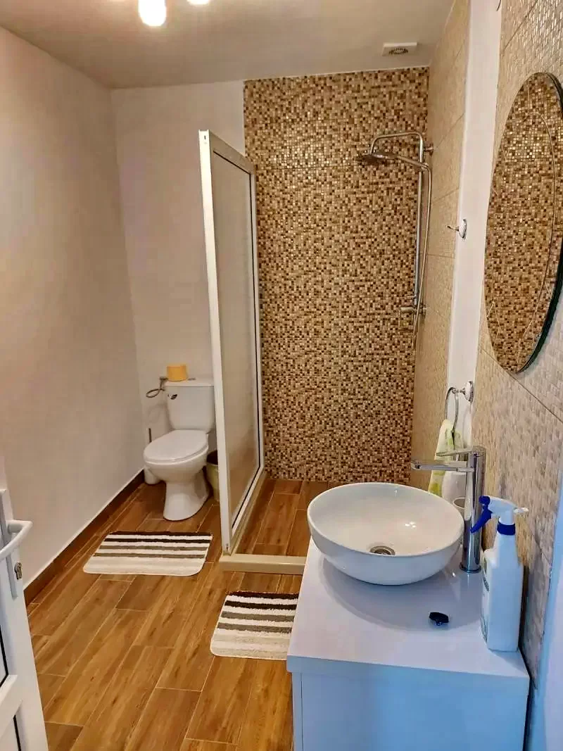 Kiskoh Szállás | Motel (K0232-4) A kép szerzői jogvédelem alatt állhat. Javasolt a kapcsolatfelvétel a jog tulajdonossal.