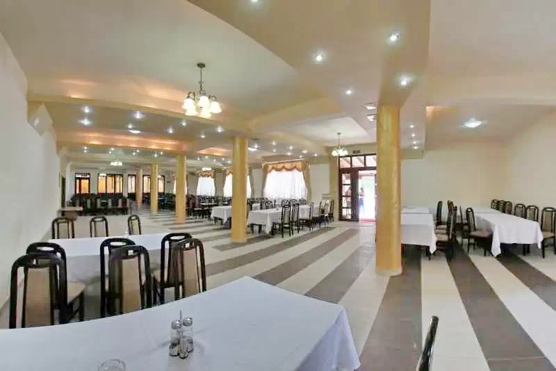 Chișcău Cazare | Motel (K0369-2) Imaginea poate fi supusă drepturilor de autor. Se recomandă contactarea titularului drepturilor.