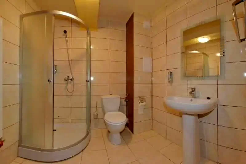 Chișcău Cazare | Pensiune (K0369-18) Imaginea poate fi supusă drepturilor de autor. Se recomandă contactarea titularului drepturilor. Chișcău Cazare | Pensiune (K0369-18) Imaginea poate fi supusă drepturilor de autor. Se recomandă contactarea titularului drepturilor.