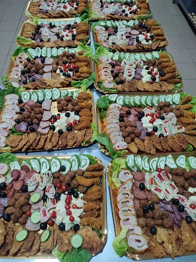 Chișcău Cazare | Motel (K0369-36) Imaginea poate fi supusă drepturilor de autor. Se recomandă contactarea titularului drepturilor.