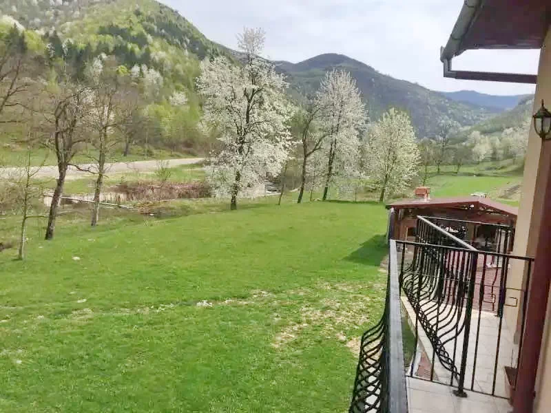 Kiskoh Szállás | Motel (K0369-38) A kép szerzői jogvédelem alatt állhat. Javasolt a kapcsolatfelvétel a jog tulajdonossal.