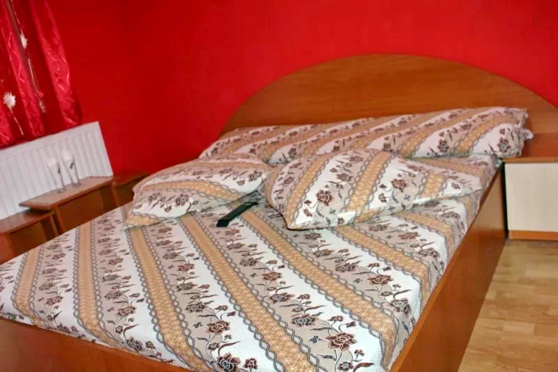 Chișcău Cazare | Motel (K0419-19) Imaginea poate fi supusă drepturilor de autor. Se recomandă contactarea titularului drepturilor.