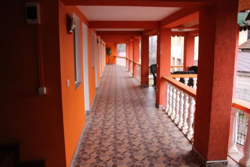 Chișcău Cazare | Motel (K0419-32) Imaginea poate fi supusă drepturilor de autor. Se recomandă contactarea titularului drepturilor.