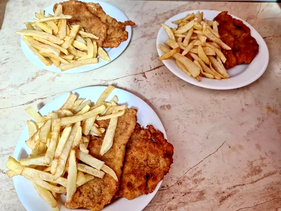 Chișcău Cazare | Motel (K0419-38) Imaginea poate fi supusă drepturilor de autor. Se recomandă contactarea titularului drepturilor.