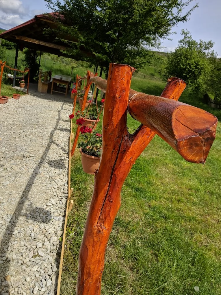 Chișcău Cazare | Motel (K0466-26) Imaginea poate fi supusă drepturilor de autor. Se recomandă contactarea titularului drepturilor.