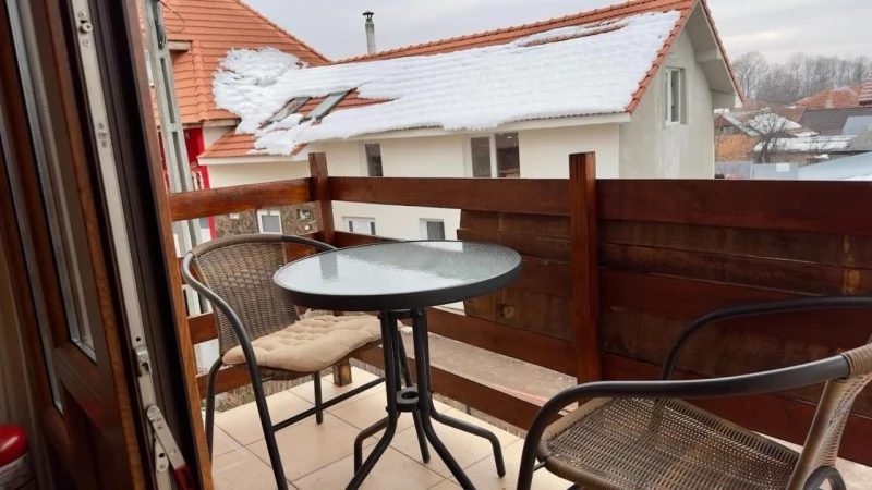 Kiskoh Szállás | Motel (K0466-34) A kép szerzői jogvédelem alatt állhat. Javasolt a kapcsolatfelvétel a jog tulajdonossal.