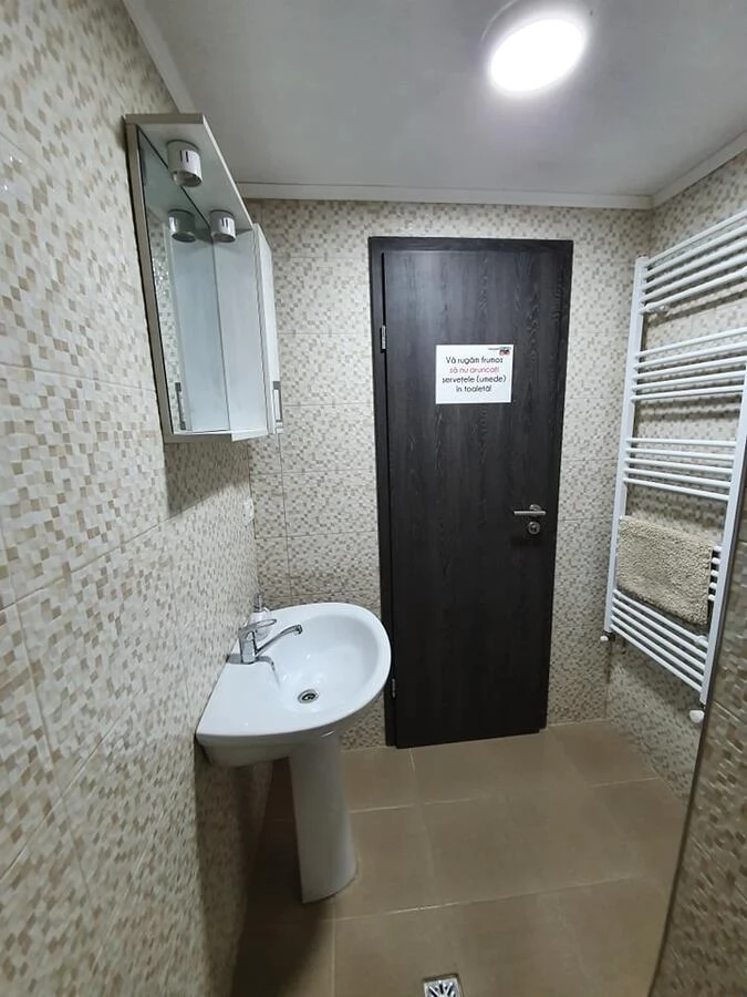 Chișcău Cazare | Motel (K1464-31) Imaginea poate fi supusă drepturilor de autor. Se recomandă contactarea titularului drepturilor.