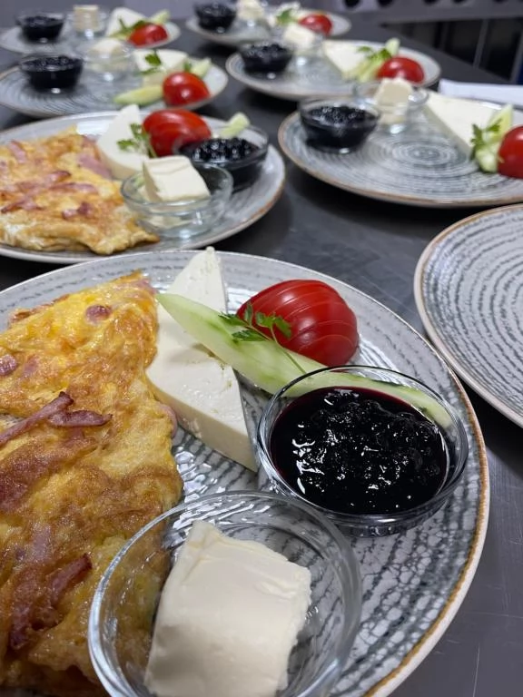 Kiskoh Szállás | Motel (K1469-35) A kép szerzői jogvédelem alatt állhat. Javasolt a kapcsolatfelvétel a jog tulajdonossal.