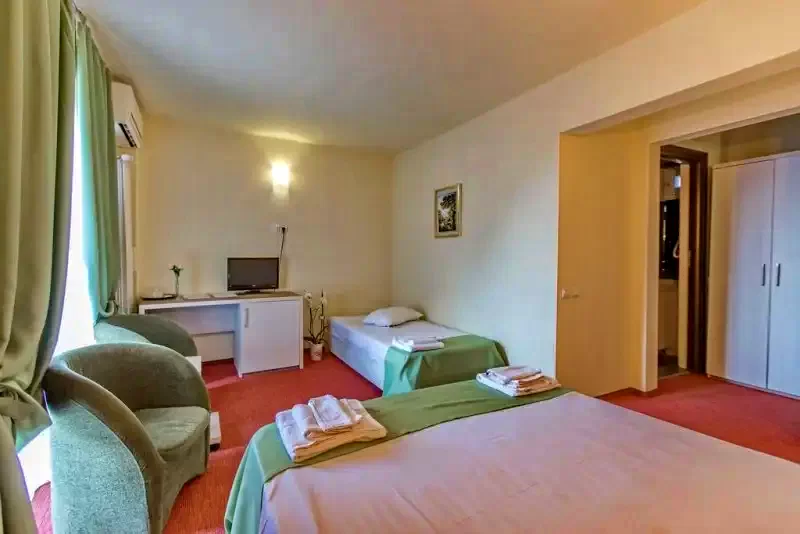 Băile Herculane Cazare | Pensiune turistică (K0820-23) Imaginea poate fi supusă drepturilor de autor. Se recomandă contactarea titularului drepturilor.