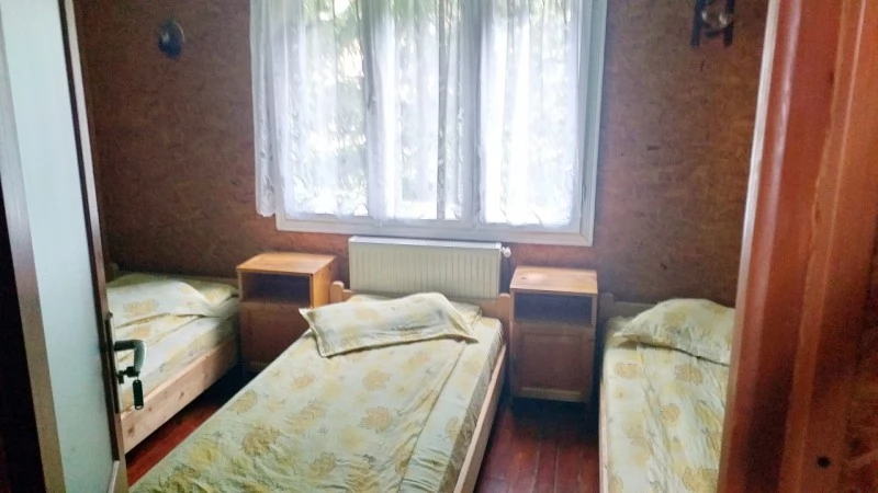 Pasul Bucin Cazare | Motel (K0668-13) Imaginea poate fi supusă drepturilor de autor. Se recomandă contactarea titularului drepturilor.