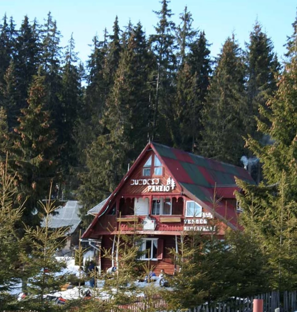 Bucsin-tető Szállás | Motel (K0668-16) A kép szerzői jogvédelem alatt állhat. Javasolt a kapcsolatfelvétel a jog tulajdonossal.