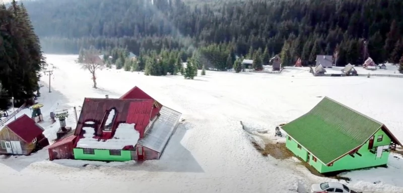 Pasul Bucin Cazare | Motel (K0668-18) Imaginea poate fi supusă drepturilor de autor. Se recomandă contactarea titularului drepturilor.